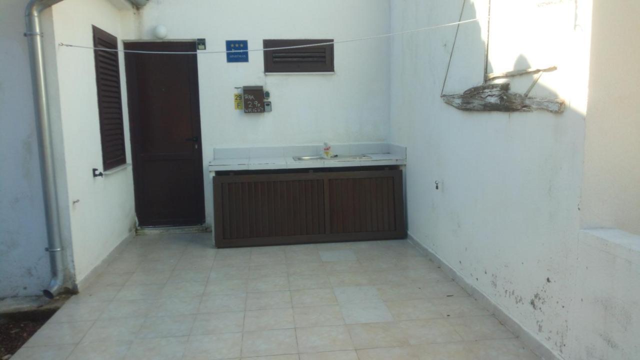 Apartment Tara Nečujam Dış mekan fotoğraf
