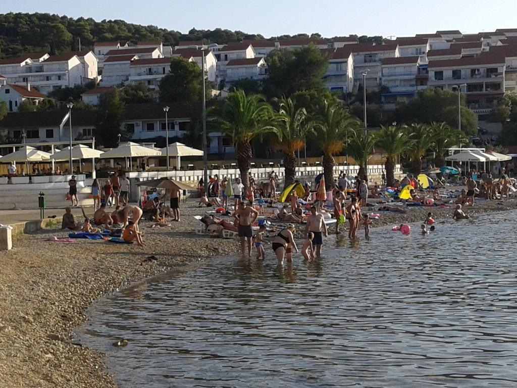 Apartment Tara Nečujam Dış mekan fotoğraf